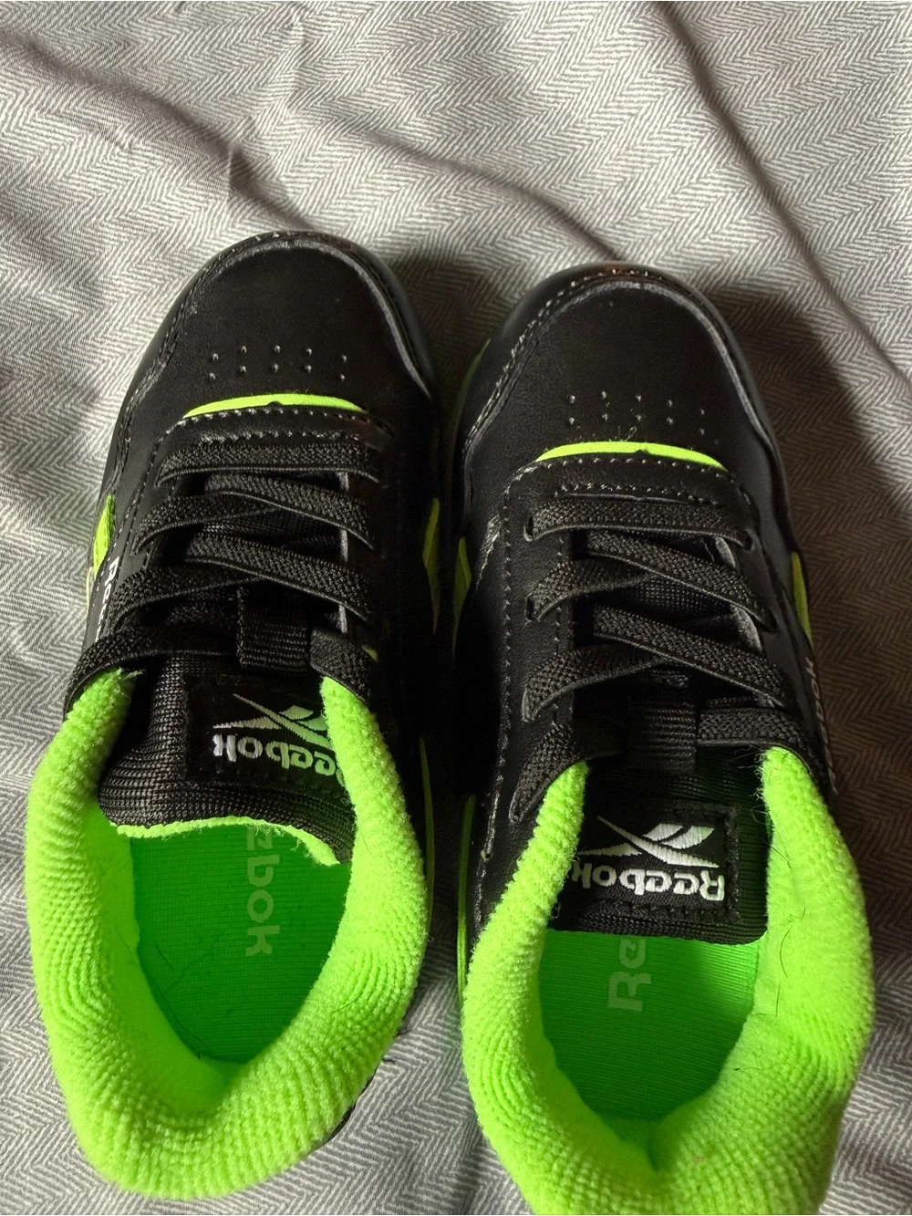 Reebok Kids' Black & Neon Green LIGHT UP Athletic Sneakers
